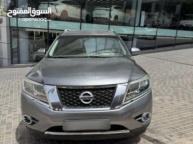 نيسان باثفايندر 2015 nissan  pathfinder  مالك ثاني