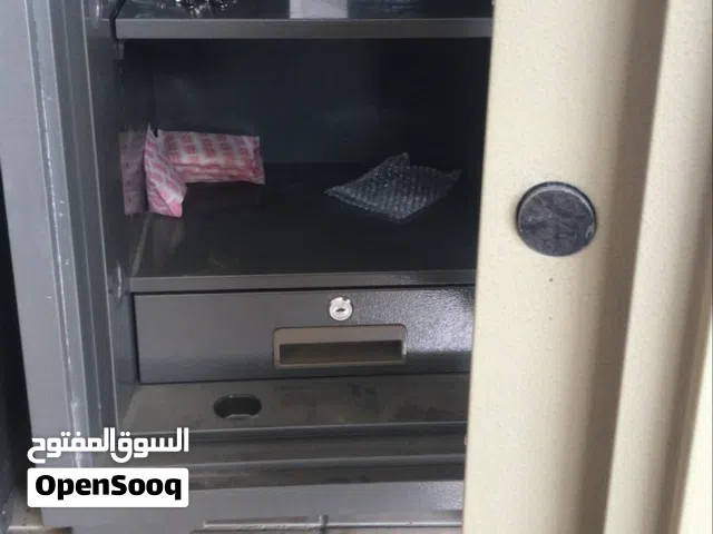 خزن كوري وفيتنامي وصيني بن يمين