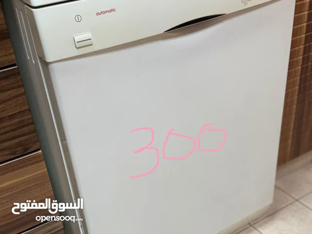 Bosch 12 Place Settings Dishwasher in Al Ain
