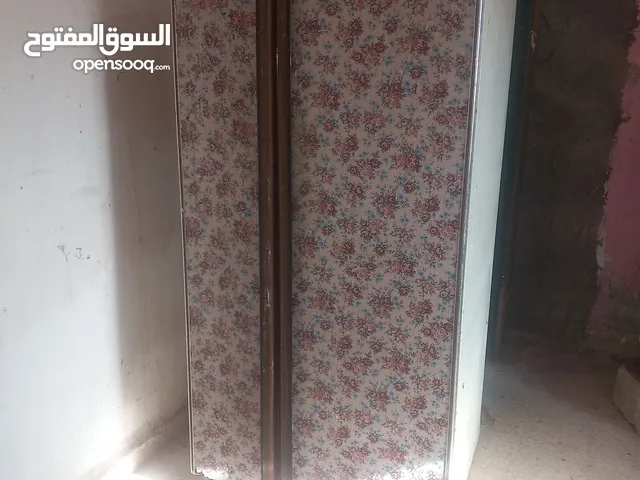ثلاجه مكفوله من اكبر الثلاجات المنزليه
