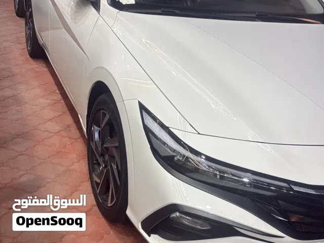 2025, هيونداي, النترا, Limited