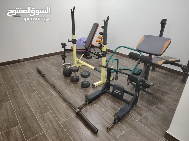 للبيع مجموعة أغراض للكل وللقطعة