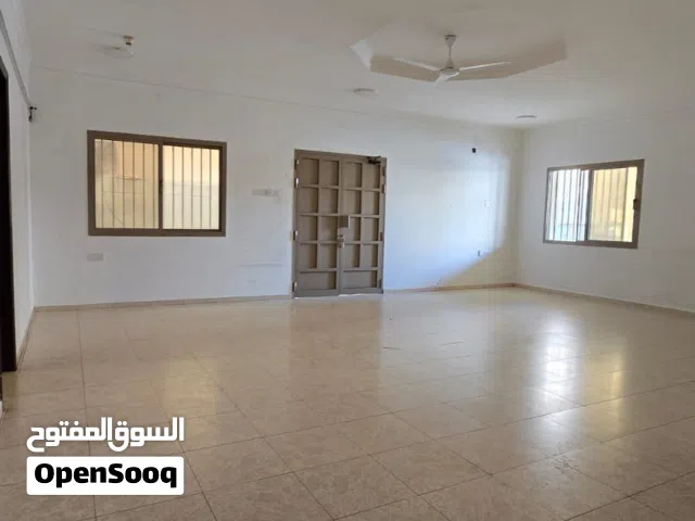150 m2 4 Bedrooms Apartments for Rent in Muharraq Hidd