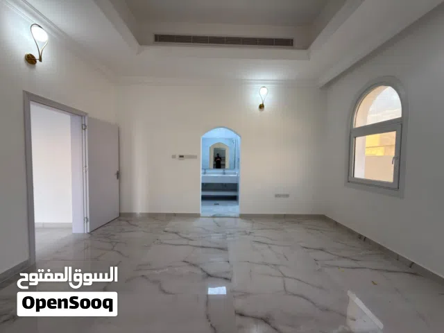 متوفر شقق غرفه وصاله  غرفتين صاله استوديوهات  الشامخه الرياض الفلاح  ابو ظبي