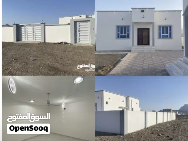 135 m2 3 Bedrooms Townhouse for Sale in Al Dhahirah Ibri