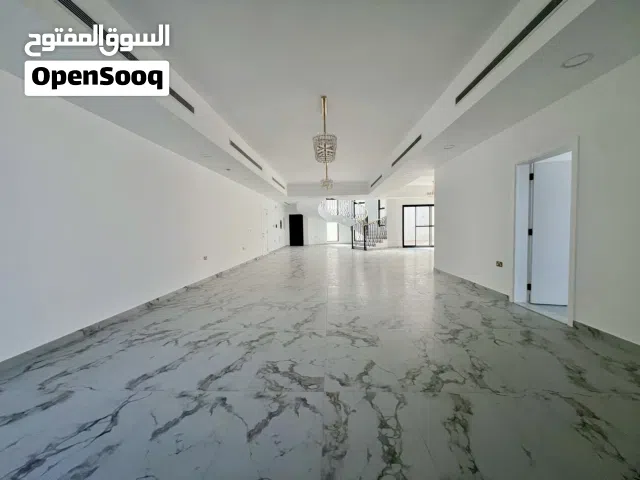 ڤيلا راقيه ومميزه اول ساكن في مدينة الرياض جنوب الشامخه بالقرب من الكورت يارد