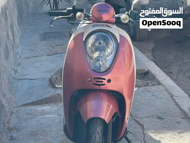 هوندا سكوبي 2012 للبيع محرك 125 مكان قرجي السعر 3.300