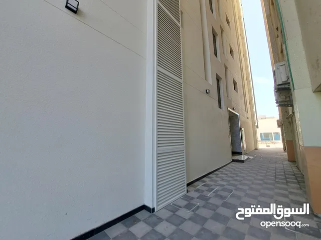 مكتب للايجار الخوض/Office for rent, Al Khoud