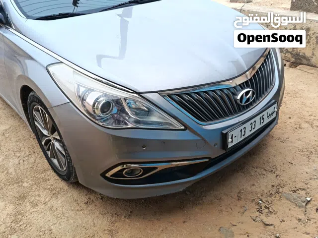 2014 هيونداي ازيرا Standard
