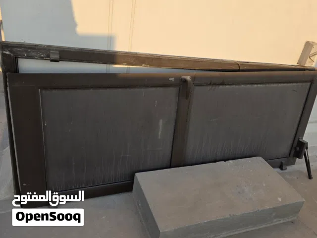 باب المنيوم مستعمل