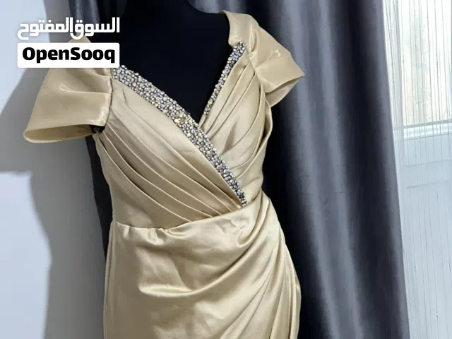 فستان جديظ ساتان آيطالى