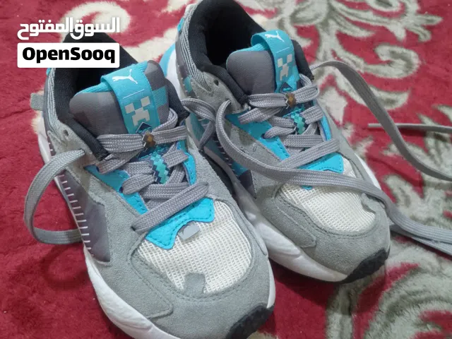 Boys Athletic Shoes in Farwaniya