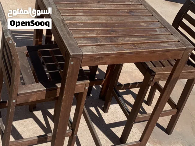طاولات ستولز