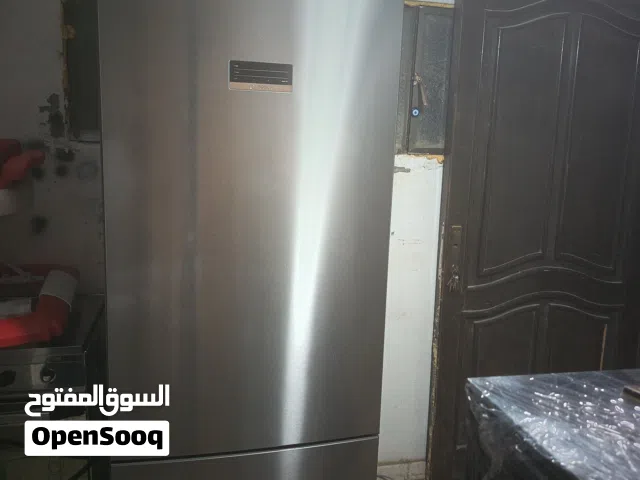 ثلاجه بوش 20 قدم حاله جيده جدا استخدام بسيط