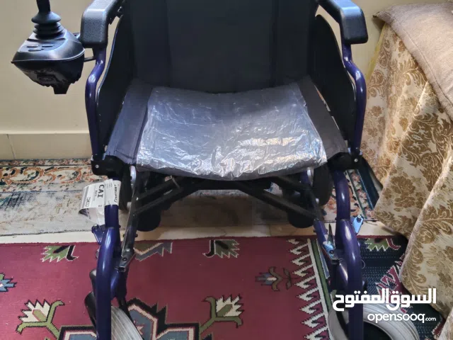 كرسى متحرك كهربائى مستورد للبيع