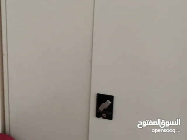 cupboard iron without key خزانة حديد بدون مفتاح