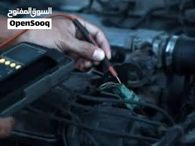 ميكانيكي وكهربائي سيارات وكمبيوتر كشف اعطال متجوال نجوك لعندك وفي مكانك للصيانة جميع آنواع السيارات