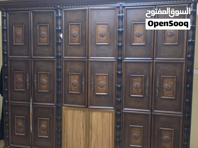 كبت بحالة جيدة . يحتاج لتفكيك