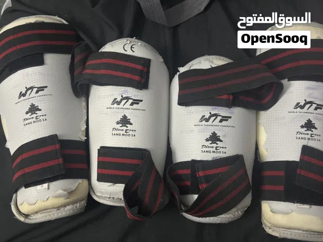 واقيات تايكوندو مستعملة ممتازة للبيع