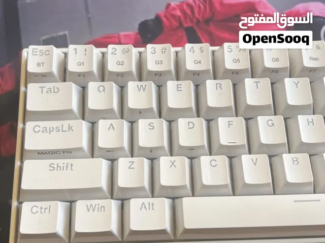 لوحة مفاتيح