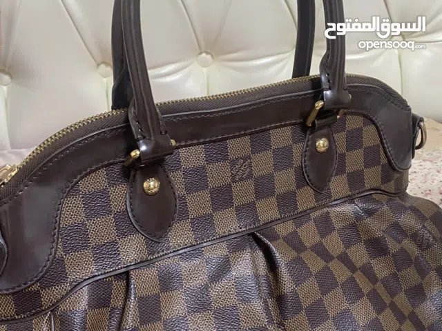 Shoulder Bags brown for sale in Ras Al Khaimah