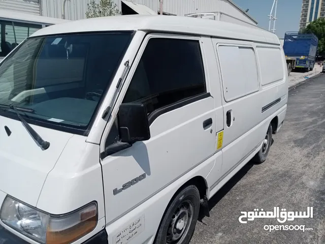 Mitsubishi L300 Van 2010 Model ميتسوبيشي L300 فان موديل 2010