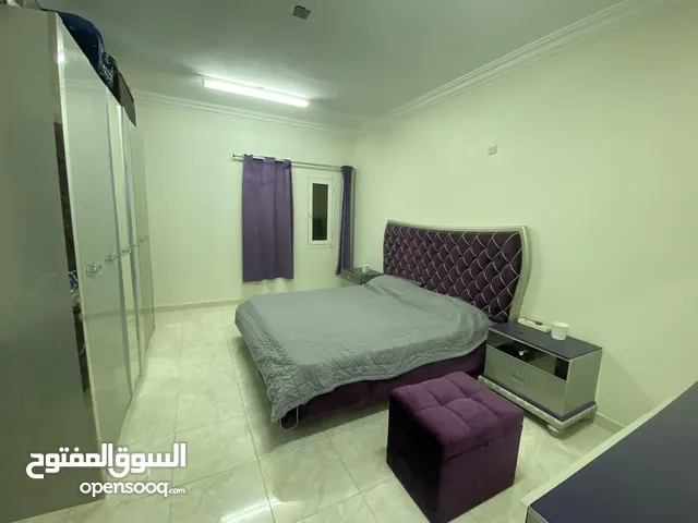 اثاث مستعمل بحالة جيدة