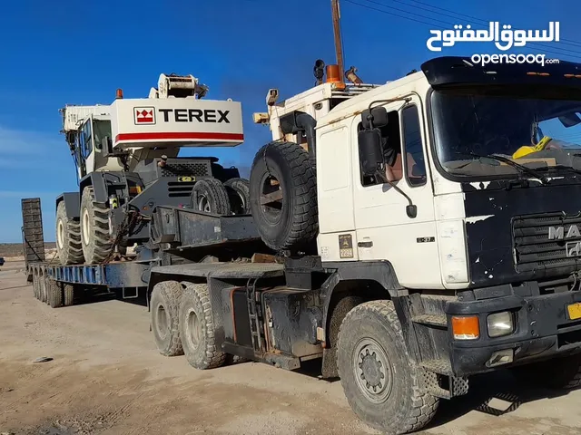 Tractor Unit Man 2010 in Ajdabiya