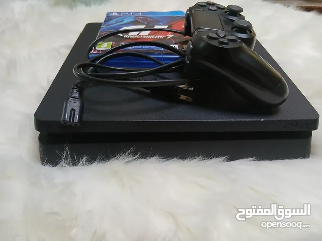سوني فور مع شريط سيارات