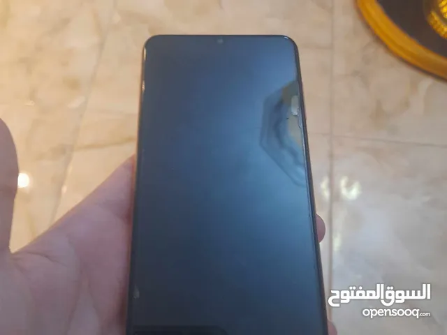 galaxy A04sمستعمل بحاله الوكاله