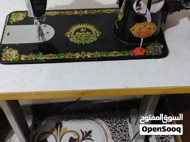 سلام عليكم ماكنه خياطه مستعمله قليل جدا اخو الجديد شغاله فول مامصلحه