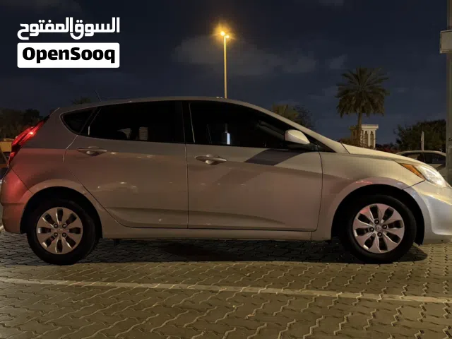 2016 هيونداي اكسنت GLS