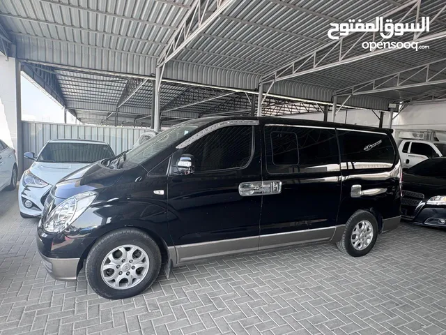 Hyundai H1 2011 Full Option