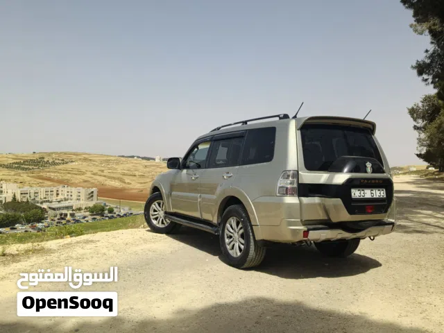 2008 ميتسوبيشي باجيرو GLS Top