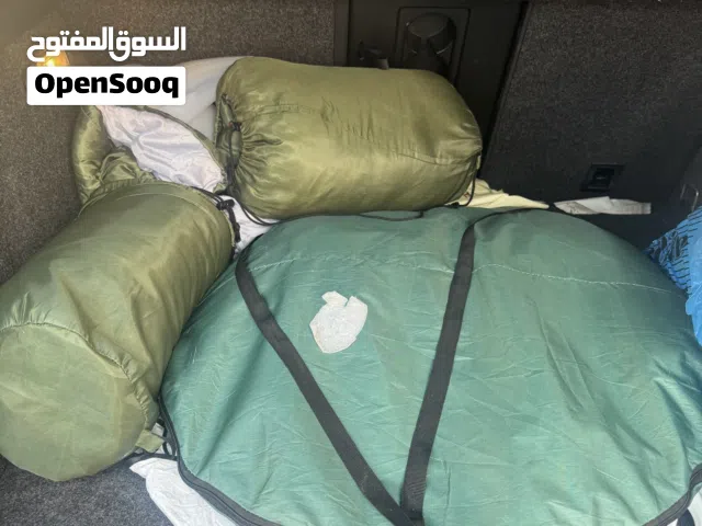 Tent 2 places with sleeping bags and thermo wagon