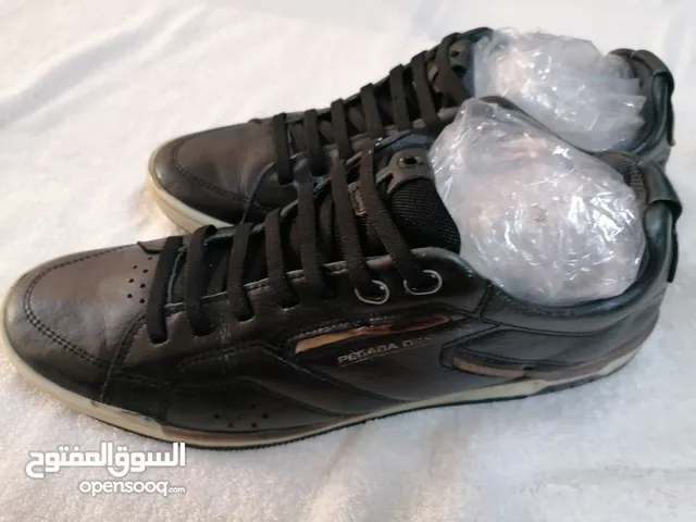 44.5 Casual Shoes in Muscat