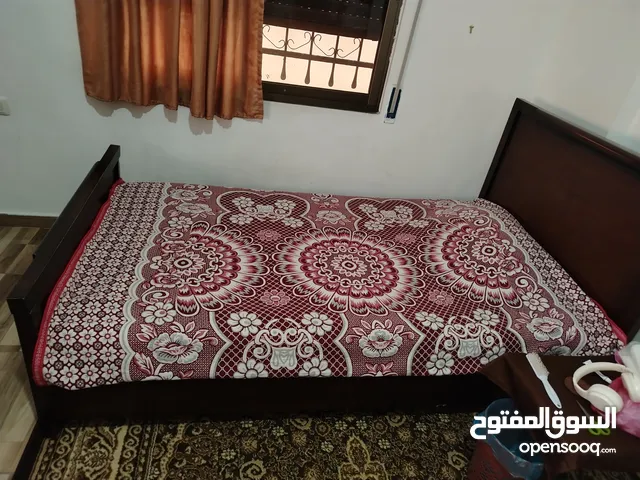 تخت جديد للبيع