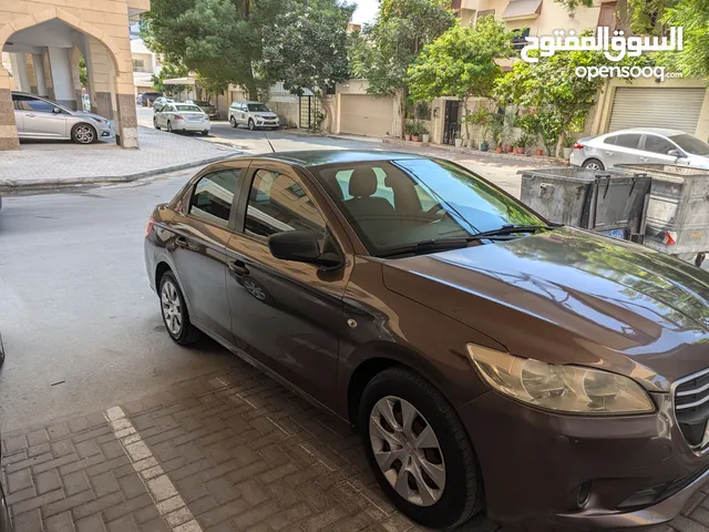 Peugeot 301,2015