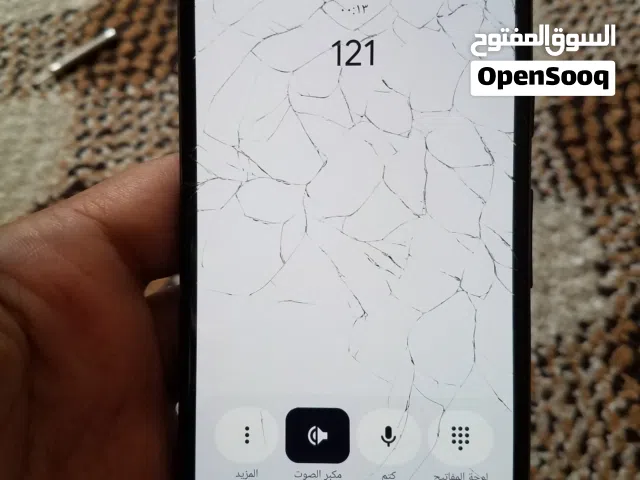 جوجل بكسل شاشة مشرخ