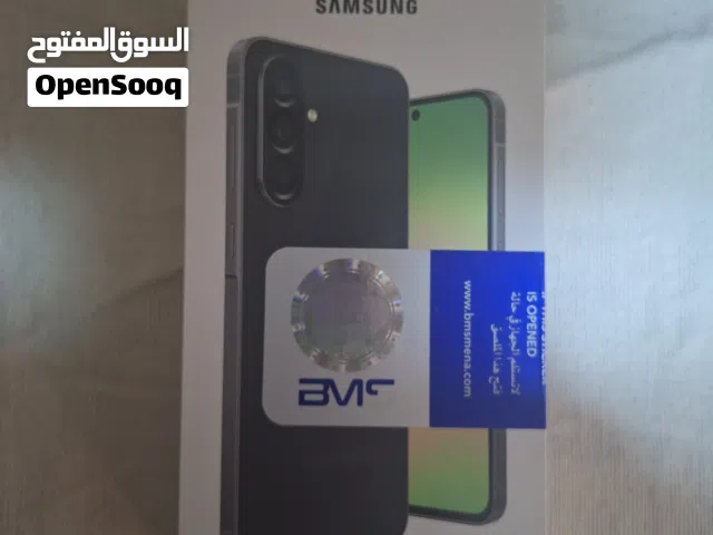 هاتف سامسونج جالاكسي أي 56 جديد ومستعمل بحالة ممتازة، أسود، مع الكرتونة والشاحن