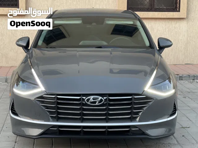 2022 هيونداي سوناتا SE
