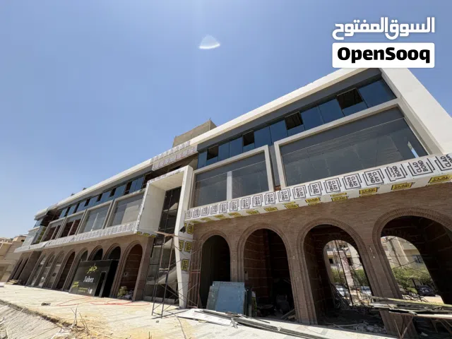محل للبيع 95 متر