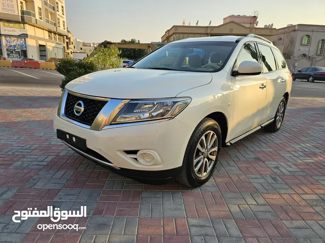 Nissan Pathfinder 2016