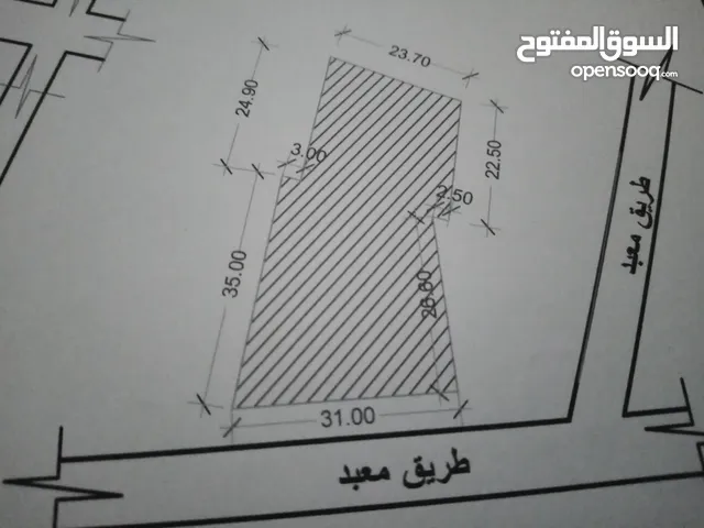 قطعه أرض تجاريه في موقع مميز للاستثمار التجاري 1411 متر