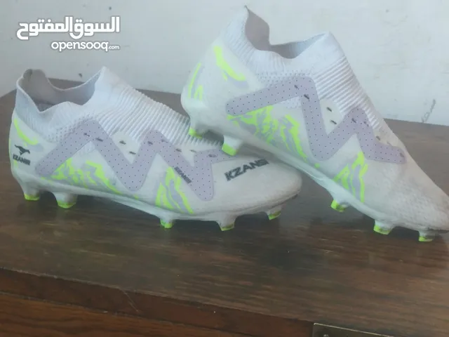 حذاء كرة القدم
