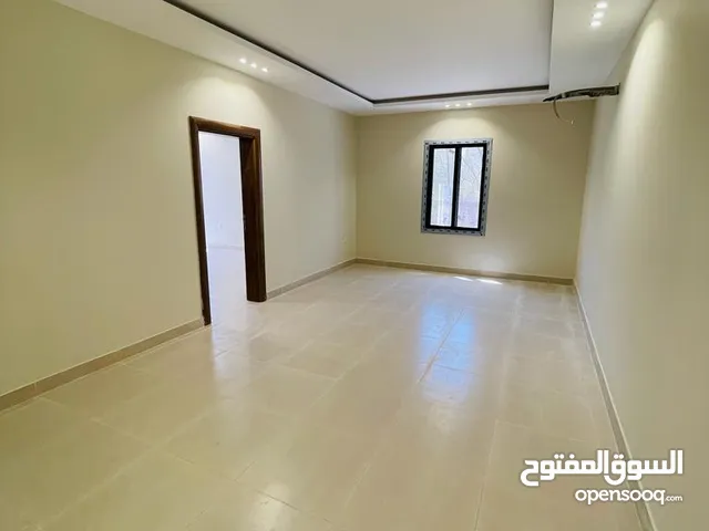 254 m2 3 Bedrooms Apartments for Rent in Dammam Al Wahah