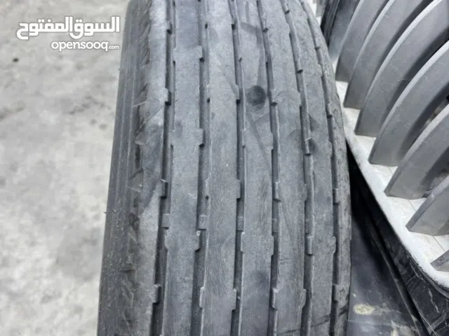 للبيع تاير بالون مستعمل  نضيف حيل