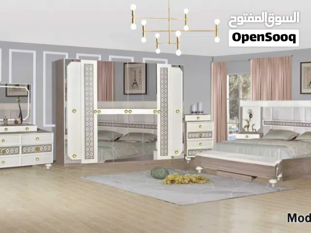 طقم غرفة نوم مكون من 8 قطع مع مرتبة طبية بسمك 12 سم، مقاس السرير 200x200