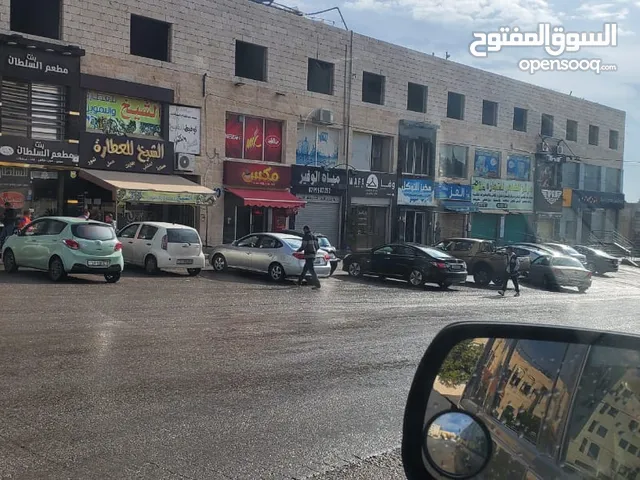 محل تجاري للبيع في منطقة المدينه الرياضيه