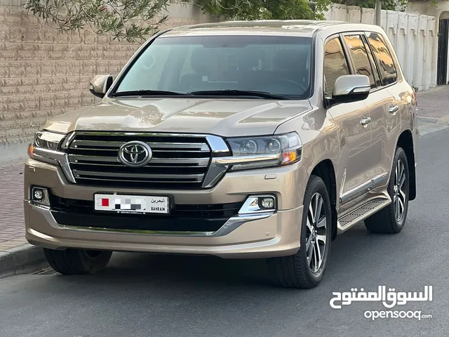 لاندكروزر GXR V8 قراند تورنق 2019 وكالة البحرين